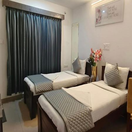 Yahweh Suites Bangalore Ngoại thất bức ảnh