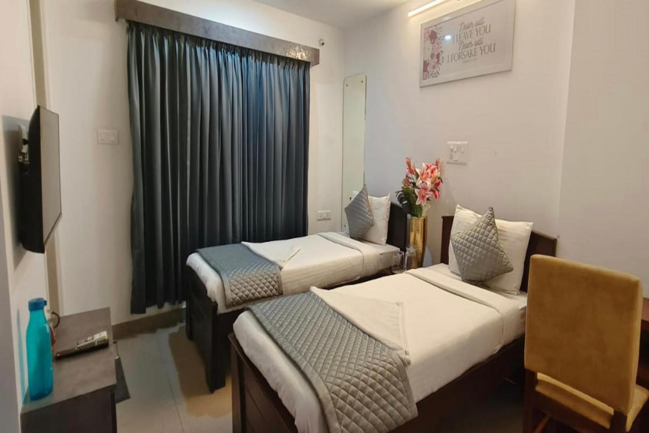 Yahweh Suites Bangalore Ngoại thất bức ảnh
