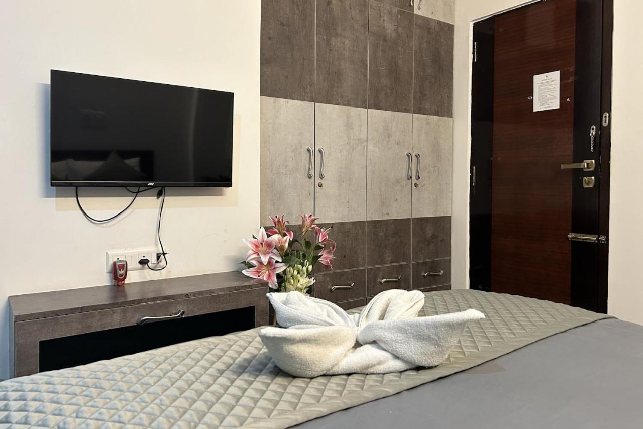 Yahweh Suites Bangalore Ngoại thất bức ảnh